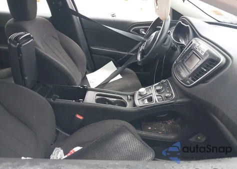 2015 Chrysler 200 Limited from USA, damaged, VIN 1C3CCCAB4FN650410